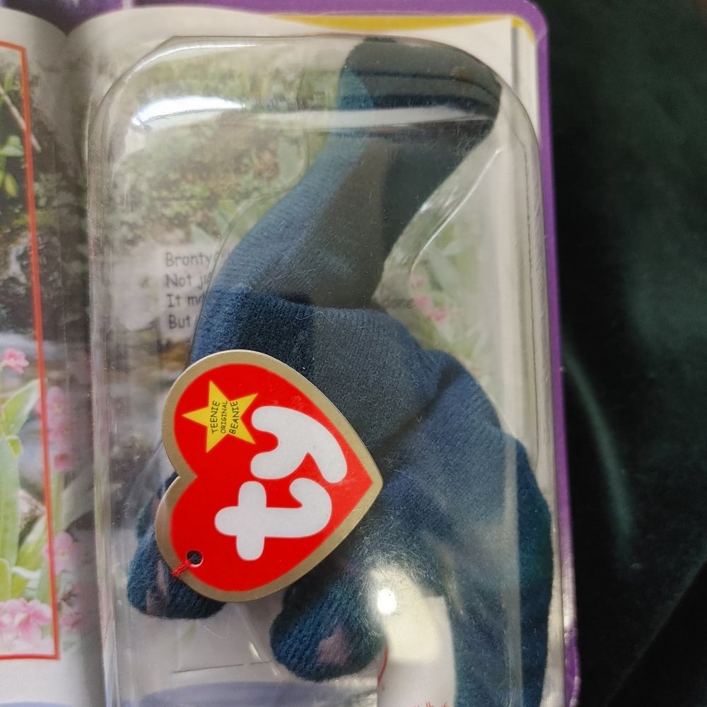 TY McD's Teenie Beanie Babies 2000 - Dinosaur Trio - Bronty the Brontosaurus